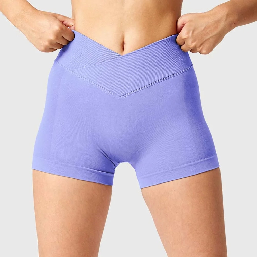 Seamless V Scrunch Booty Shorts