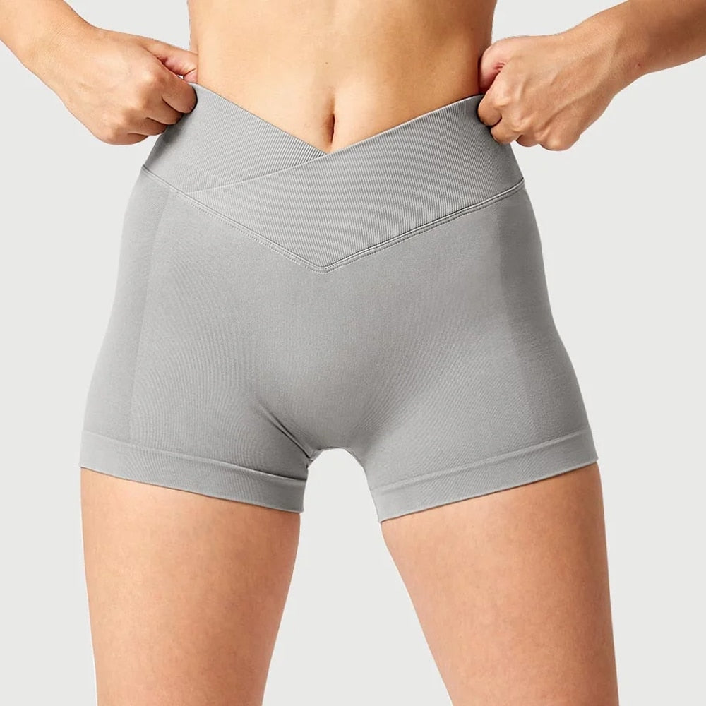 Seamless V Scrunch Booty Shorts